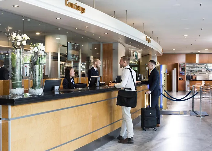 玛丽蒂姆法兰克福酒店 酒店